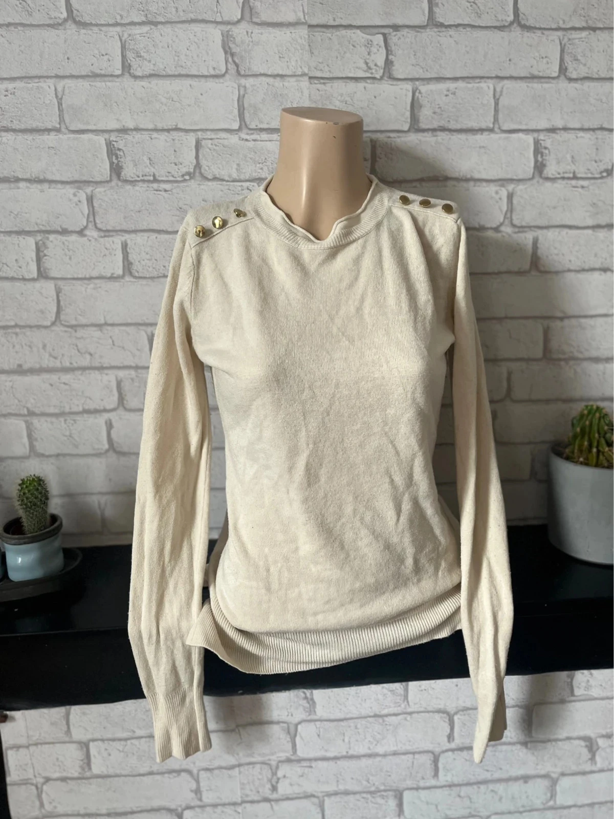 Pull femme manches longues boutons épaules – Atmosphère – Taille 36